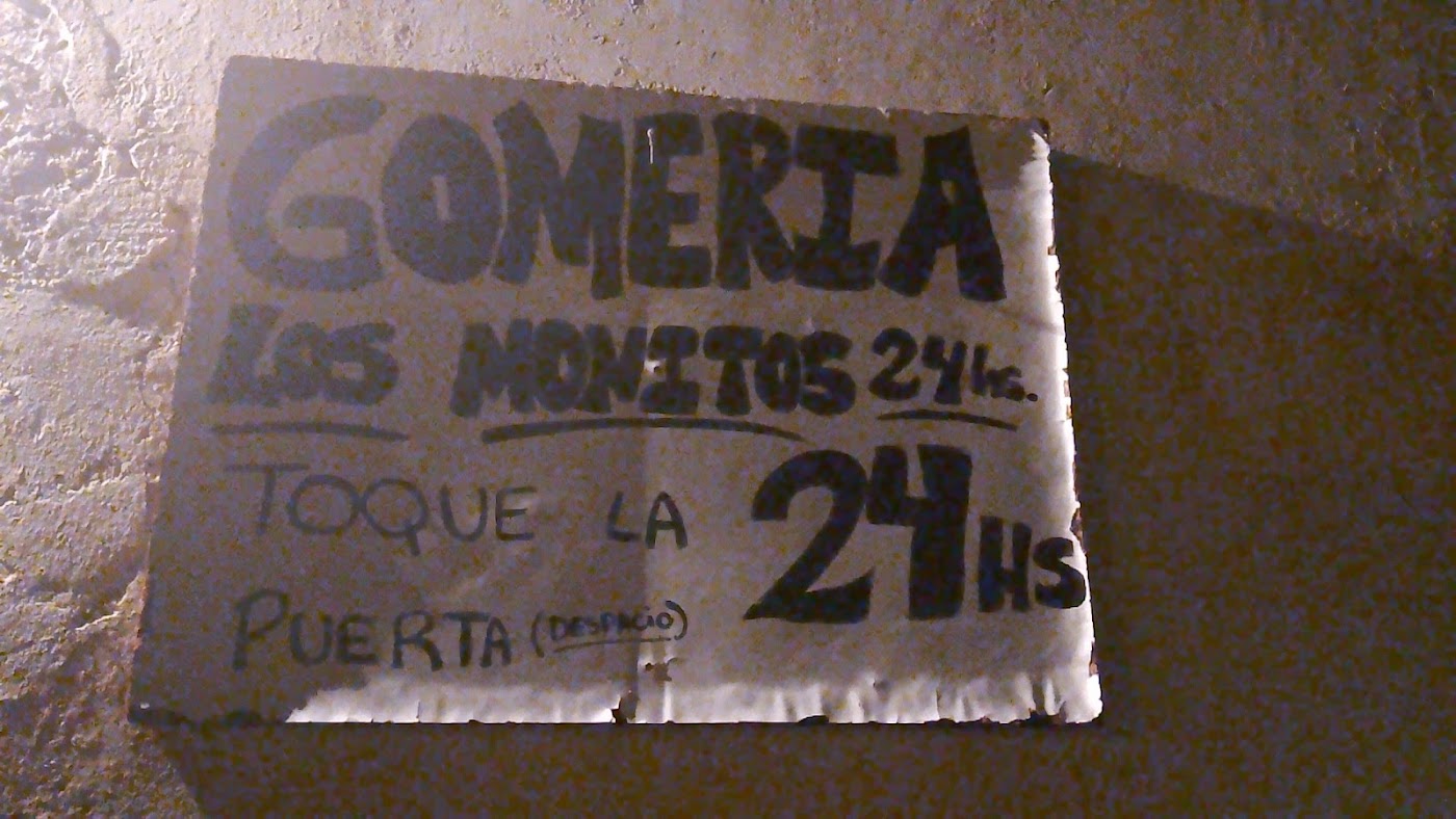GOMERIA LOS MONITOS