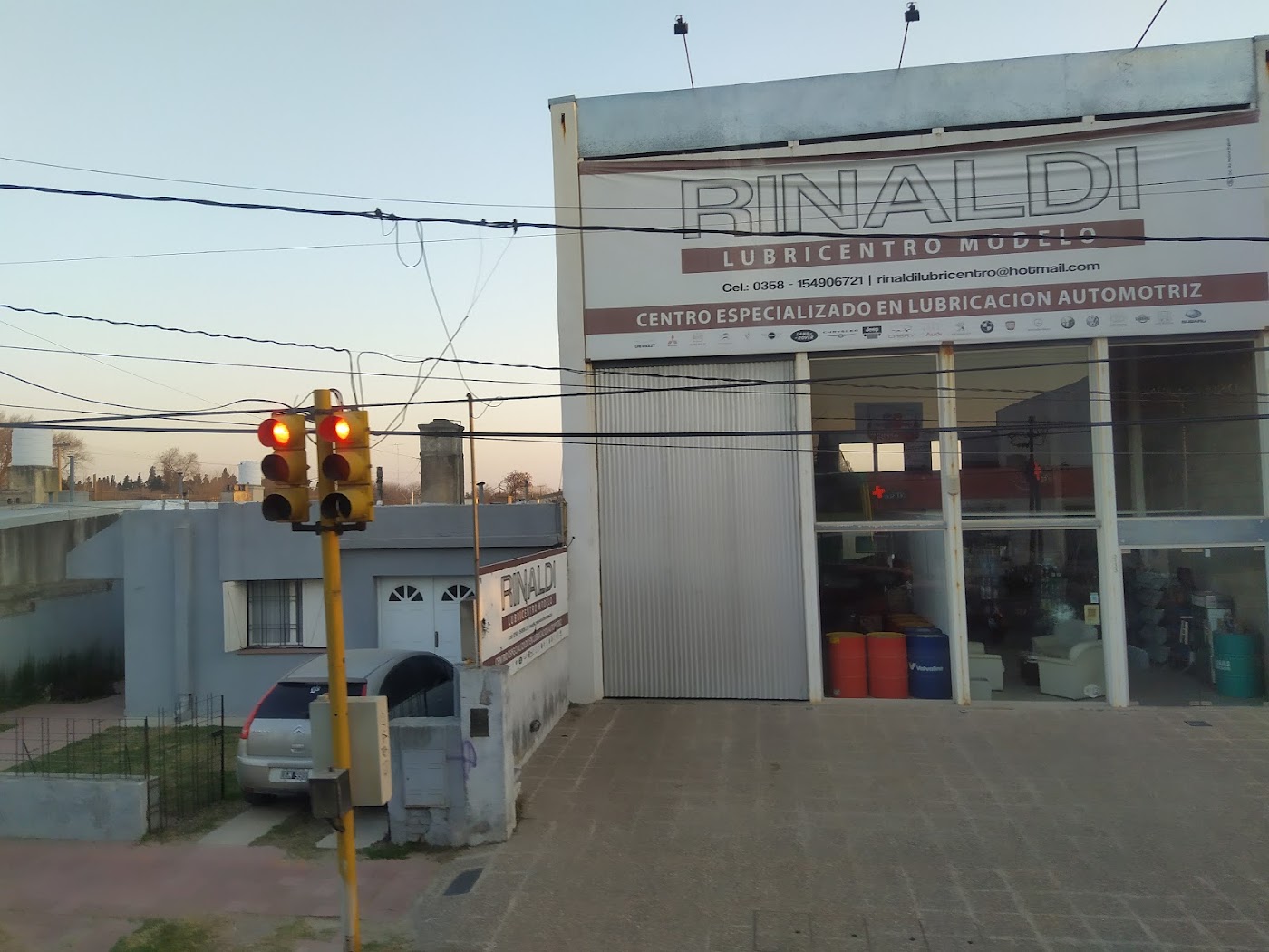 Rinaldi lubricentro modelo